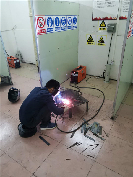 东莞石排电焊培训的内容有哪些？